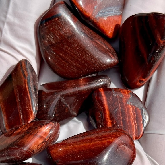 2 Ounces of Tumbled Red Tiger Eye Stones - Picture 12 of 12